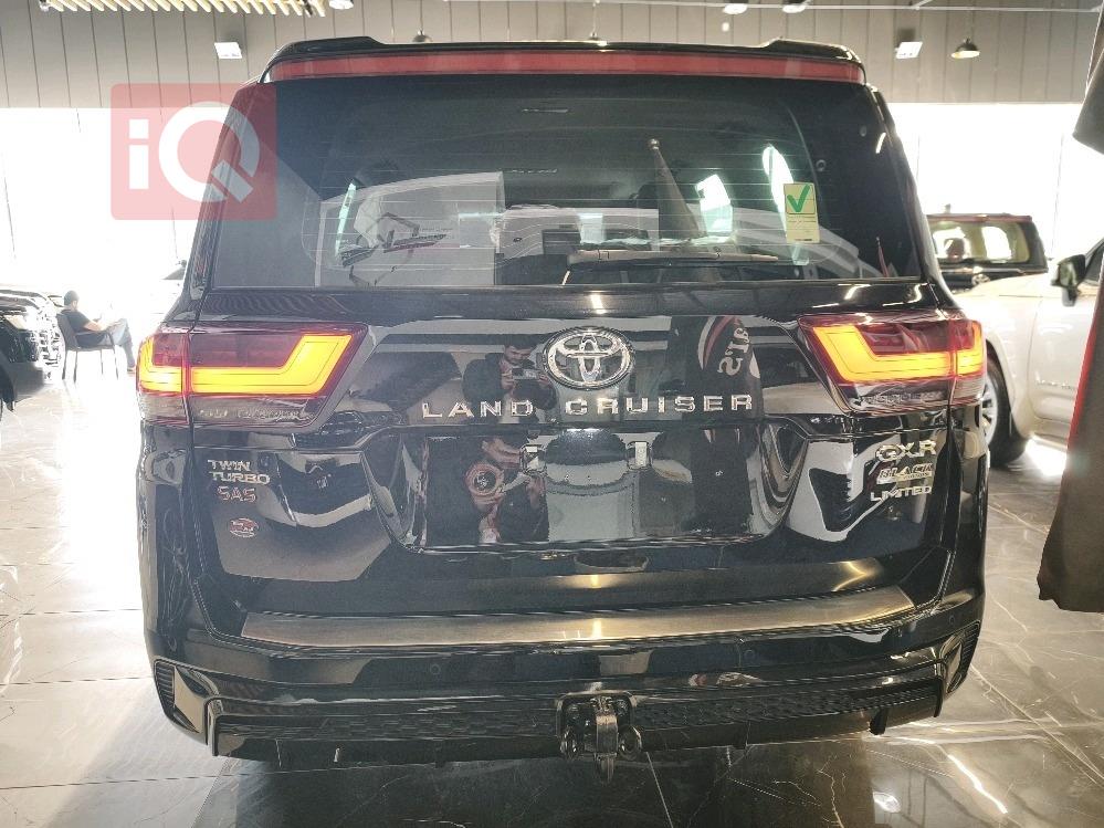 تويوتا لاندكروزر